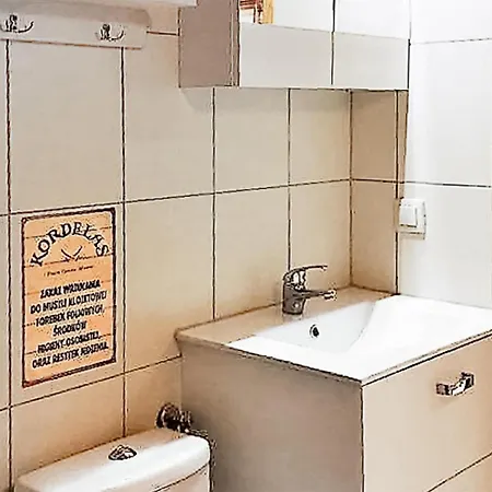 1 Bedroom Stunning In *